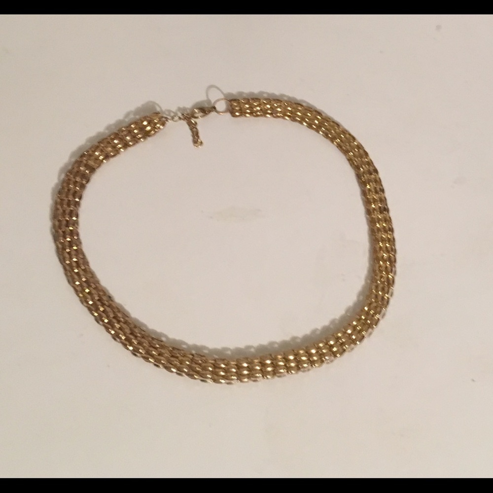 Vintage necklace gold tone
